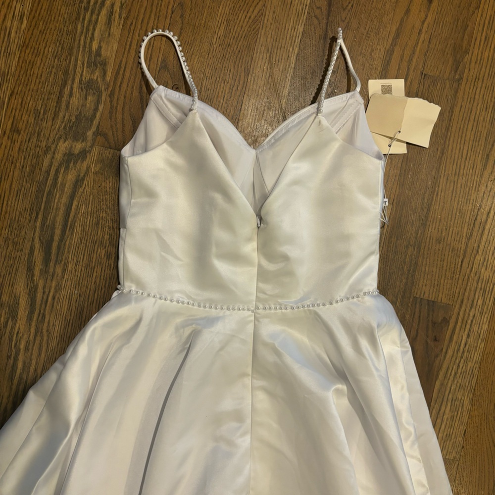 NWT Pearl Detail A-Line Tea Length Wedding Bridal Dress - Picture 6 of 9
